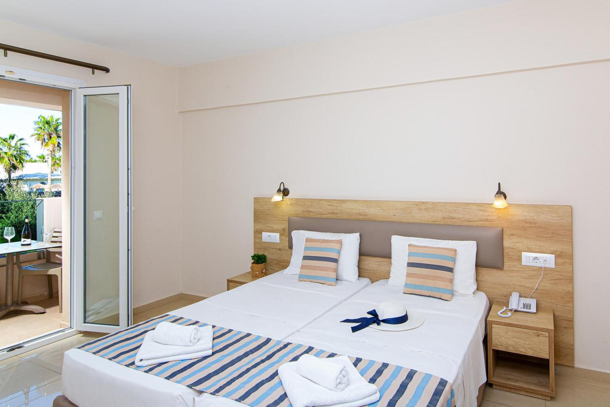 Theo Star Beach Hotel Malia Eksteriør billede