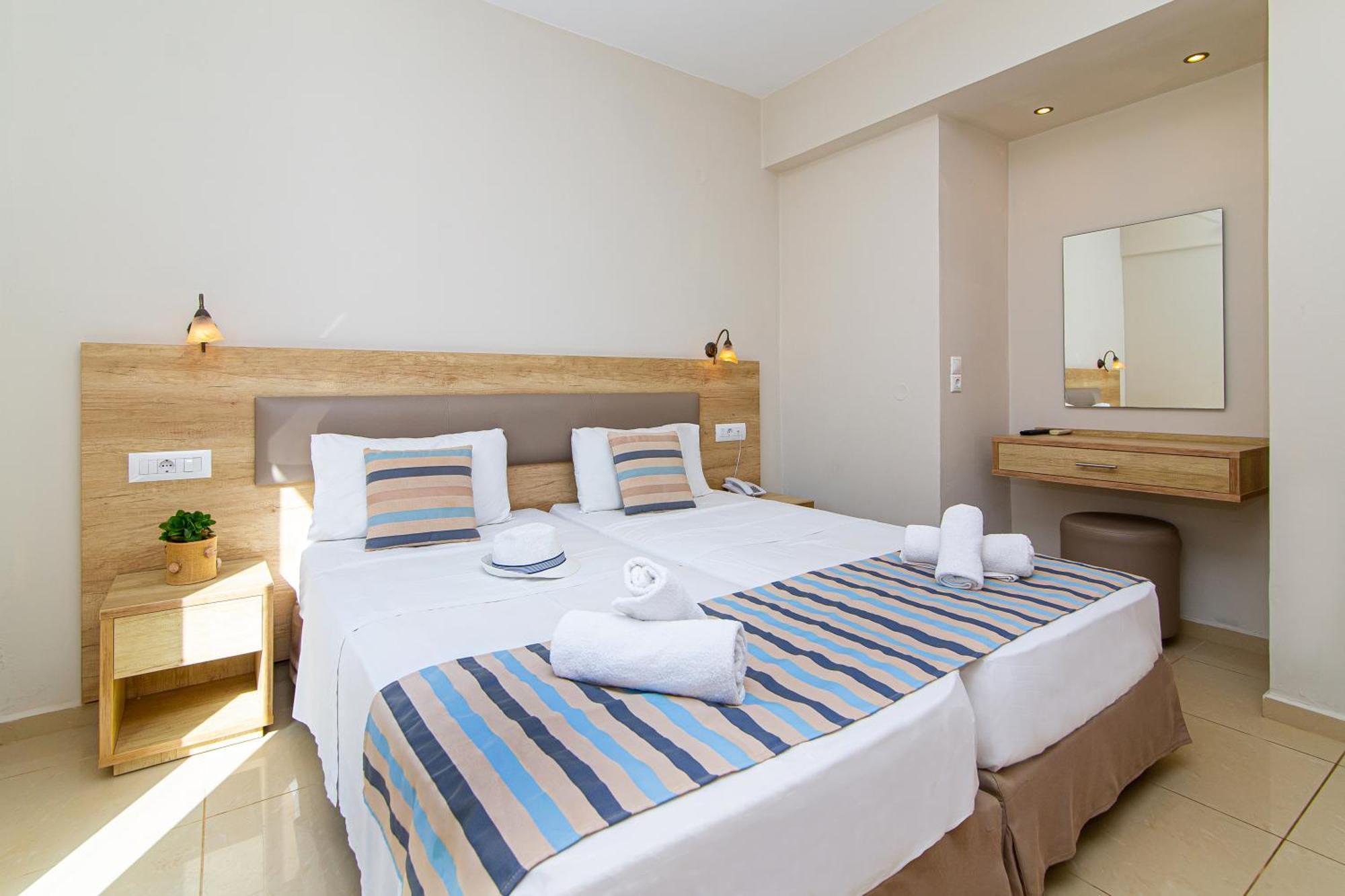 Theo Star Beach Hotel Malia Eksteriør billede