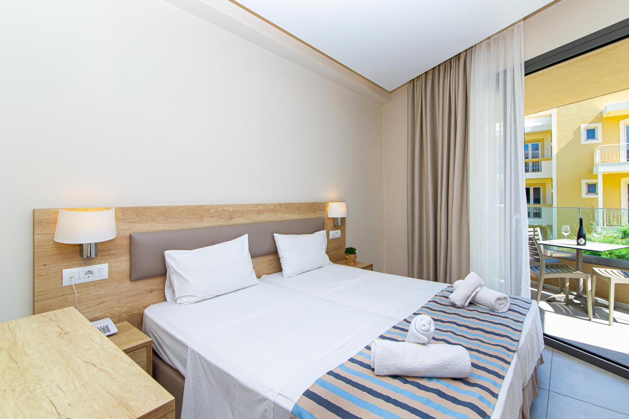 Theo Star Beach Hotel Malia Eksteriør billede