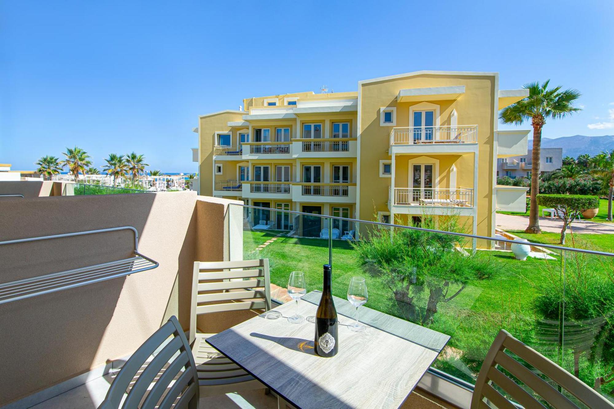 Theo Star Beach Hotel Malia Eksteriør billede